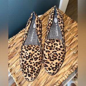 Dr. Scholl's Leopard Print Flats 8.5 Comfy & Cute 💕